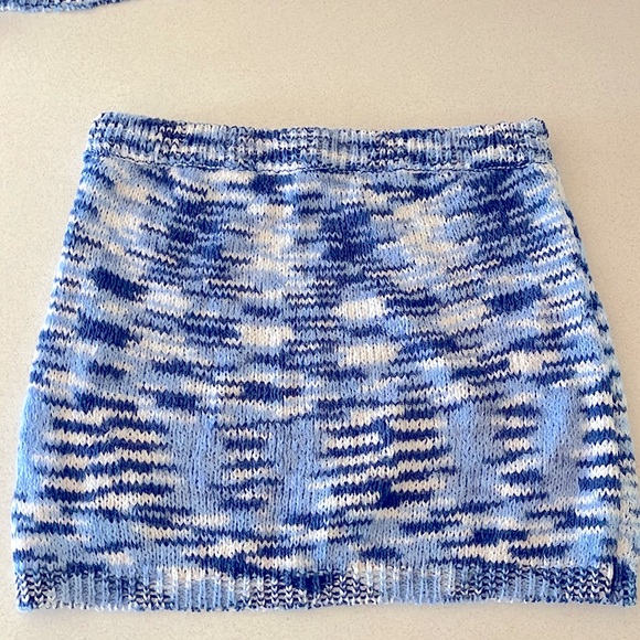 Matching Set - Picture 2 of 2